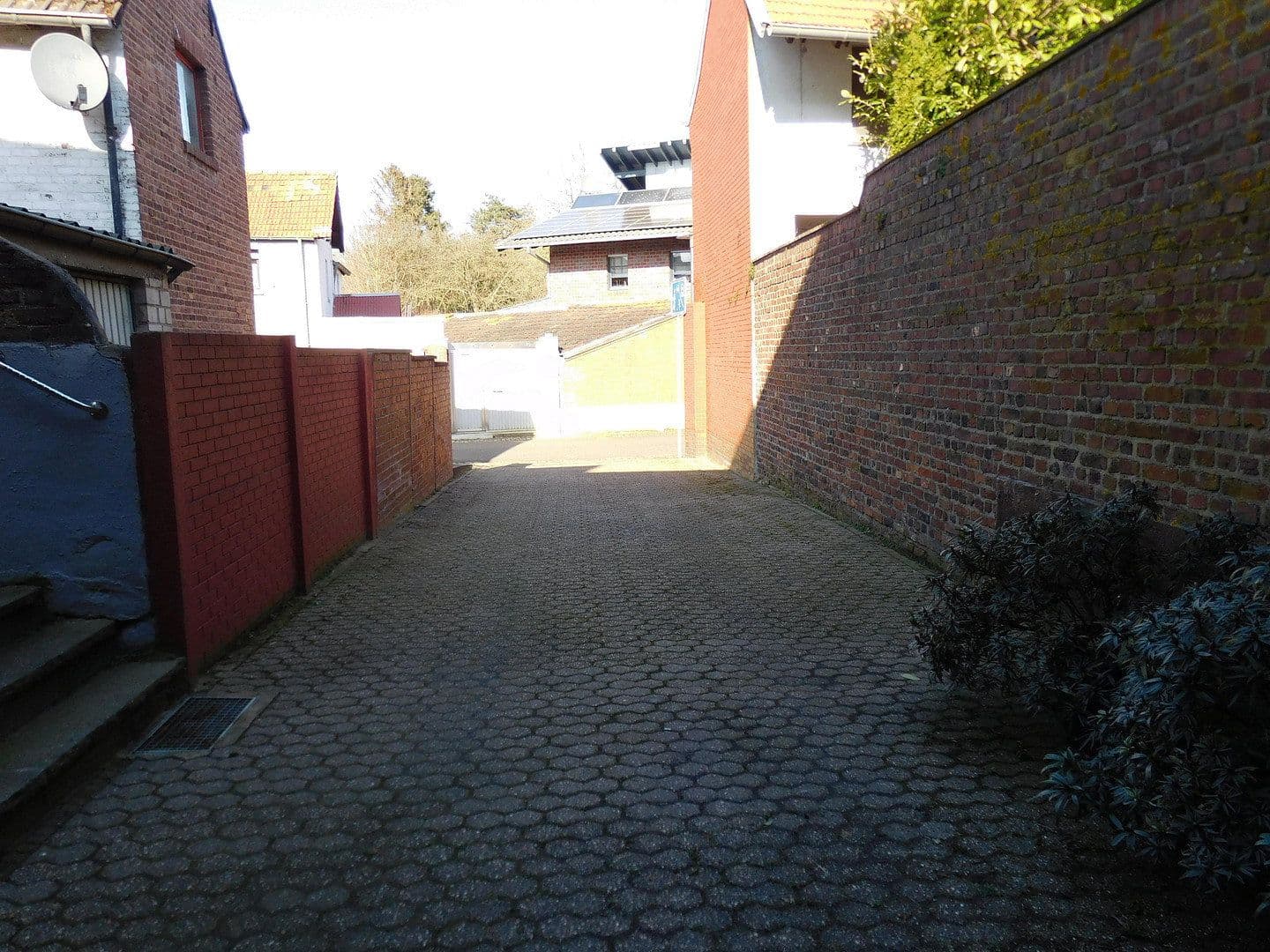 Prodej domu 96 m², pozemek 290 m², Kreuzstrasse 32, Baesweiler, Severní Porýní-Vestfálsko Prodej domu 96 m², pozemek 290 m², Kreuzstrasse 32, Baesweiler, Severní Porýní-Vestfálsko