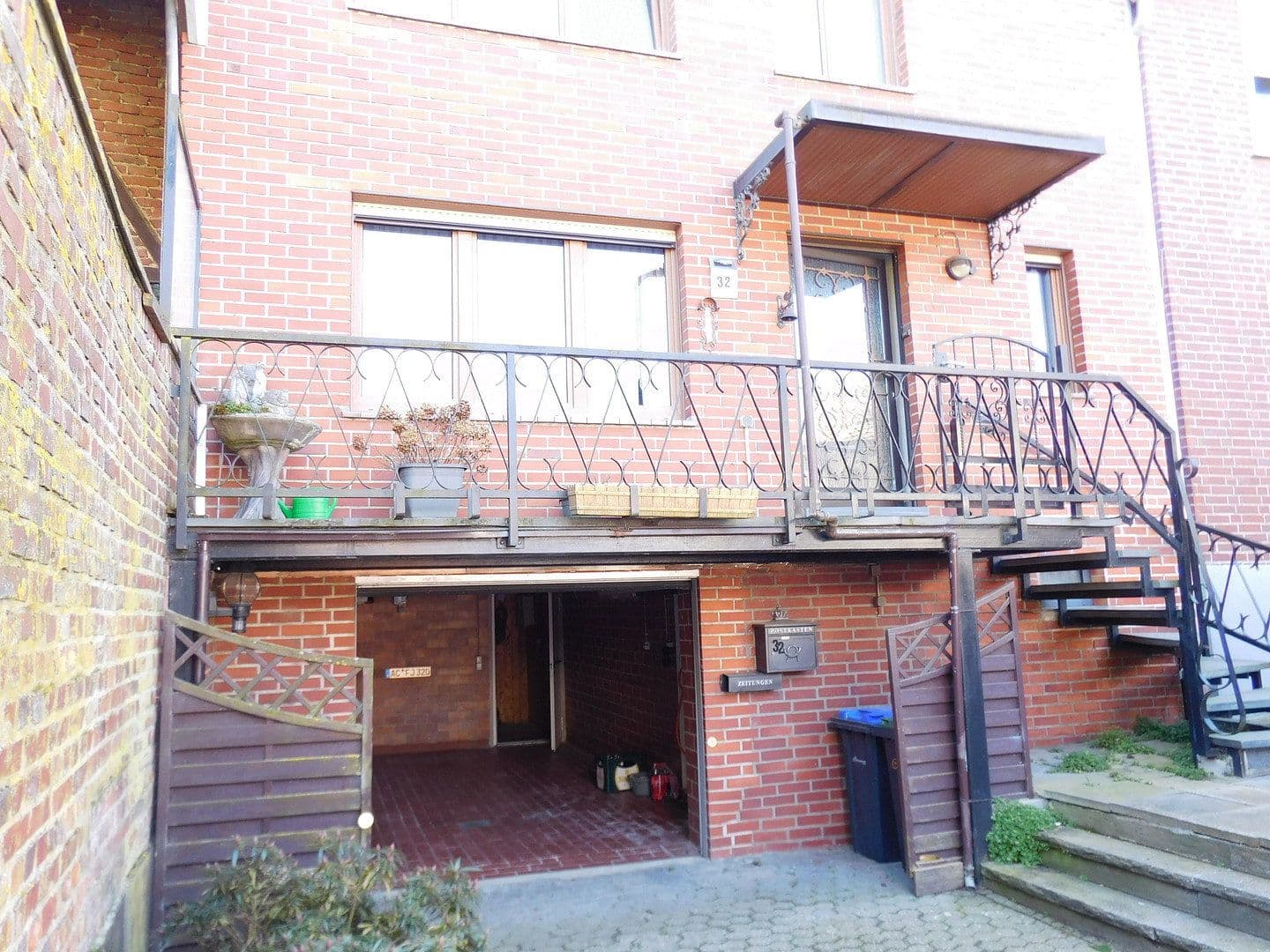 Prodej domu 96 m², pozemek 290 m², Kreuzstrasse 32, Baesweiler, Severní Porýní-Vestfálsko Prodej domu 96 m², pozemek 290 m², Kreuzstrasse 32, Baesweiler, Severní Porýní-Vestfálsko