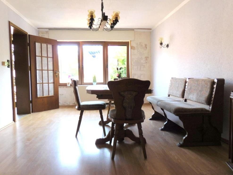 Prodej domu 96 m², pozemek 290 m², Kreuzstrasse 32, Baesweiler, Severní Porýní-Vestfálsko Prodej domu 96 m², pozemek 290 m², Kreuzstrasse 32, Baesweiler, Severní Porýní-Vestfálsko