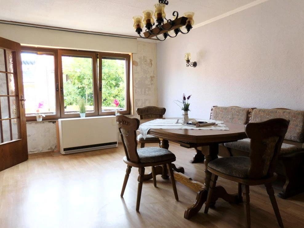 Prodej domu 96 m², pozemek 290 m², Kreuzstrasse 32, Baesweiler, Severní Porýní-Vestfálsko Prodej domu 96 m², pozemek 290 m², Kreuzstrasse 32, Baesweiler, Severní Porýní-Vestfálsko