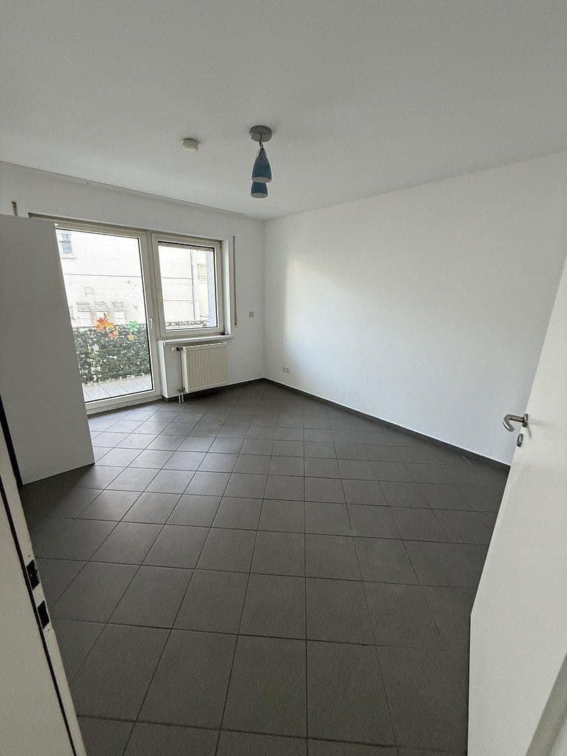 Pronájem bytu 3+1 76 m², Berliner Ring 119, Bensheim, Hessen Pronájem bytu 3+1 76 m², Berliner Ring 119, Bensheim, Hessen