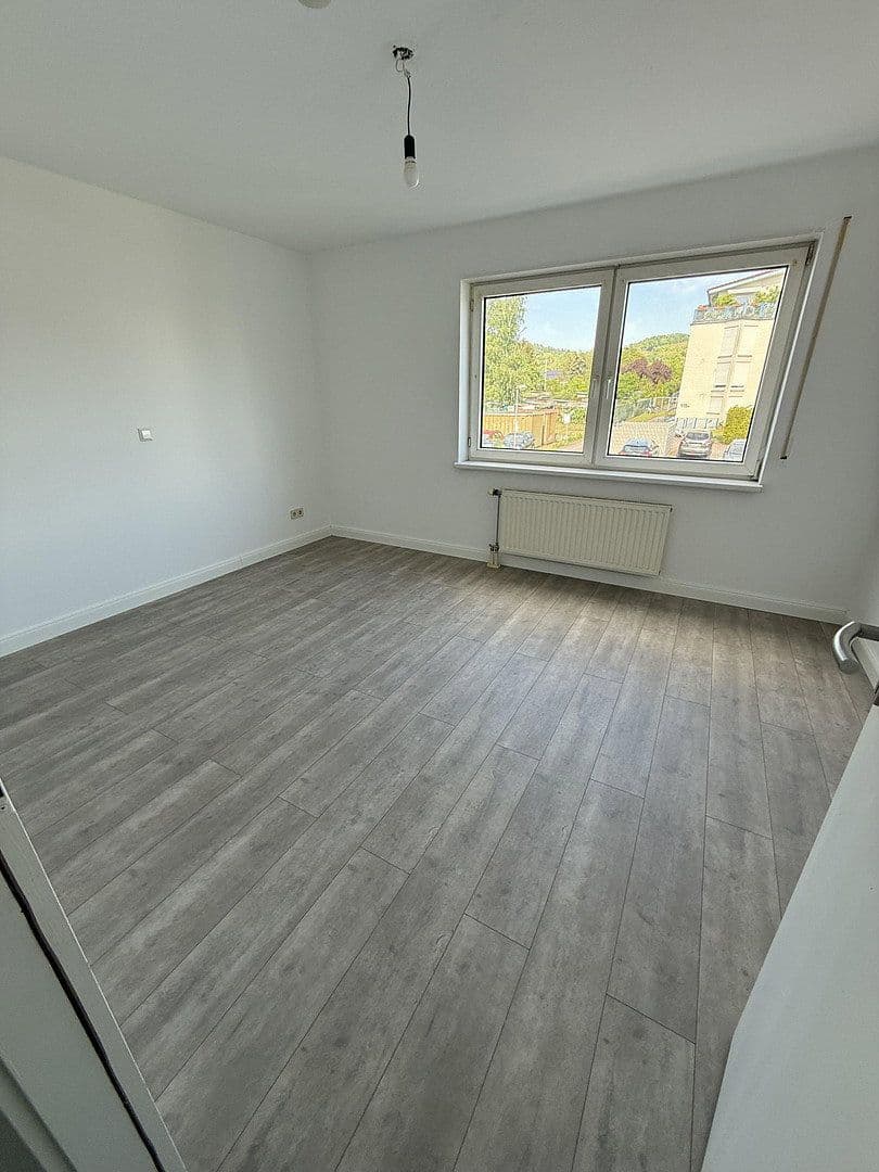 Pronájem bytu 3+1 76 m², Berliner Ring 119, Bensheim, Hessen Pronájem bytu 3+1 76 m², Berliner Ring 119, Bensheim, Hessen
