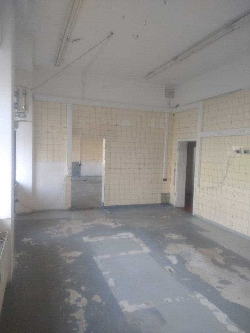 Pronájem kanceláře 183 m², Ring 72, Markkleeberg, Sasko Pronájem kanceláře 183 m², Ring 72, Markkleeberg, Sasko