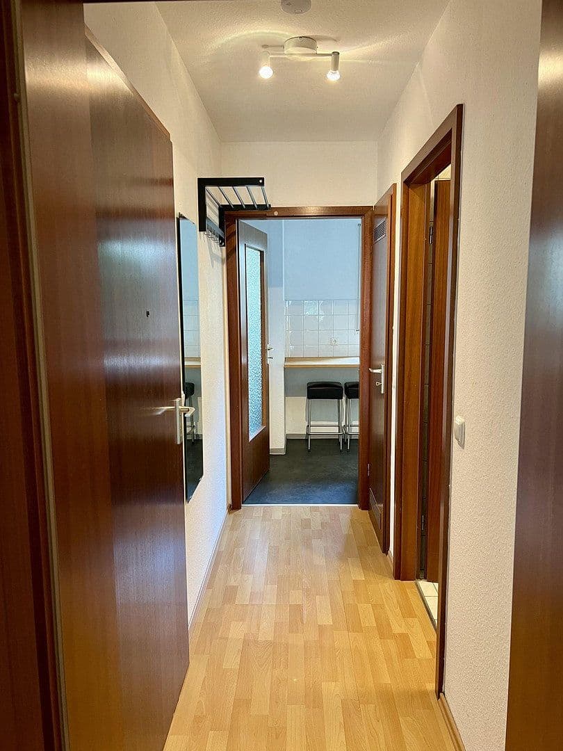 Pronájem bytu 1+1 42 m², Erlangen, Bavorsko Pronájem bytu 1+1 42 m², Erlangen, Bavorsko