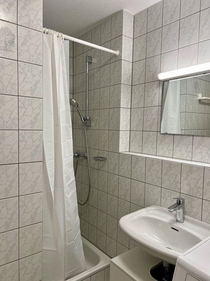 Pronájem bytu 1+1 42 m², Erlangen, Bavorsko Pronájem bytu 1+1 42 m², Erlangen, Bavorsko