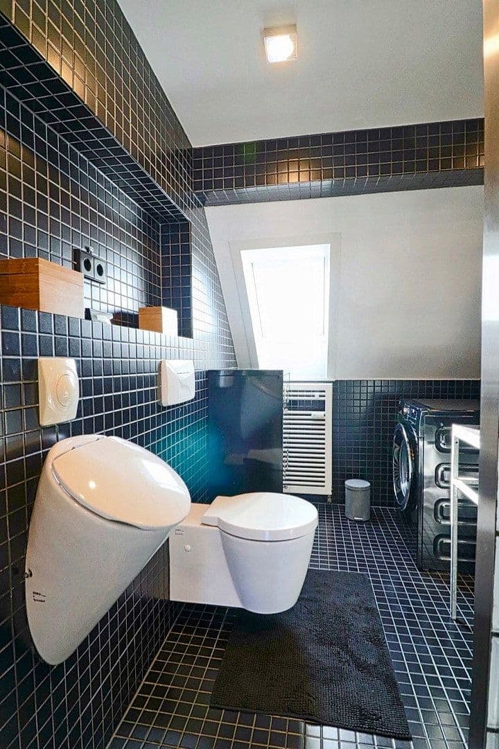 Prodej bytu 5+1 150 m², Berlin, Berlín Prodej bytu 5+1 150 m², Berlin, Berlín