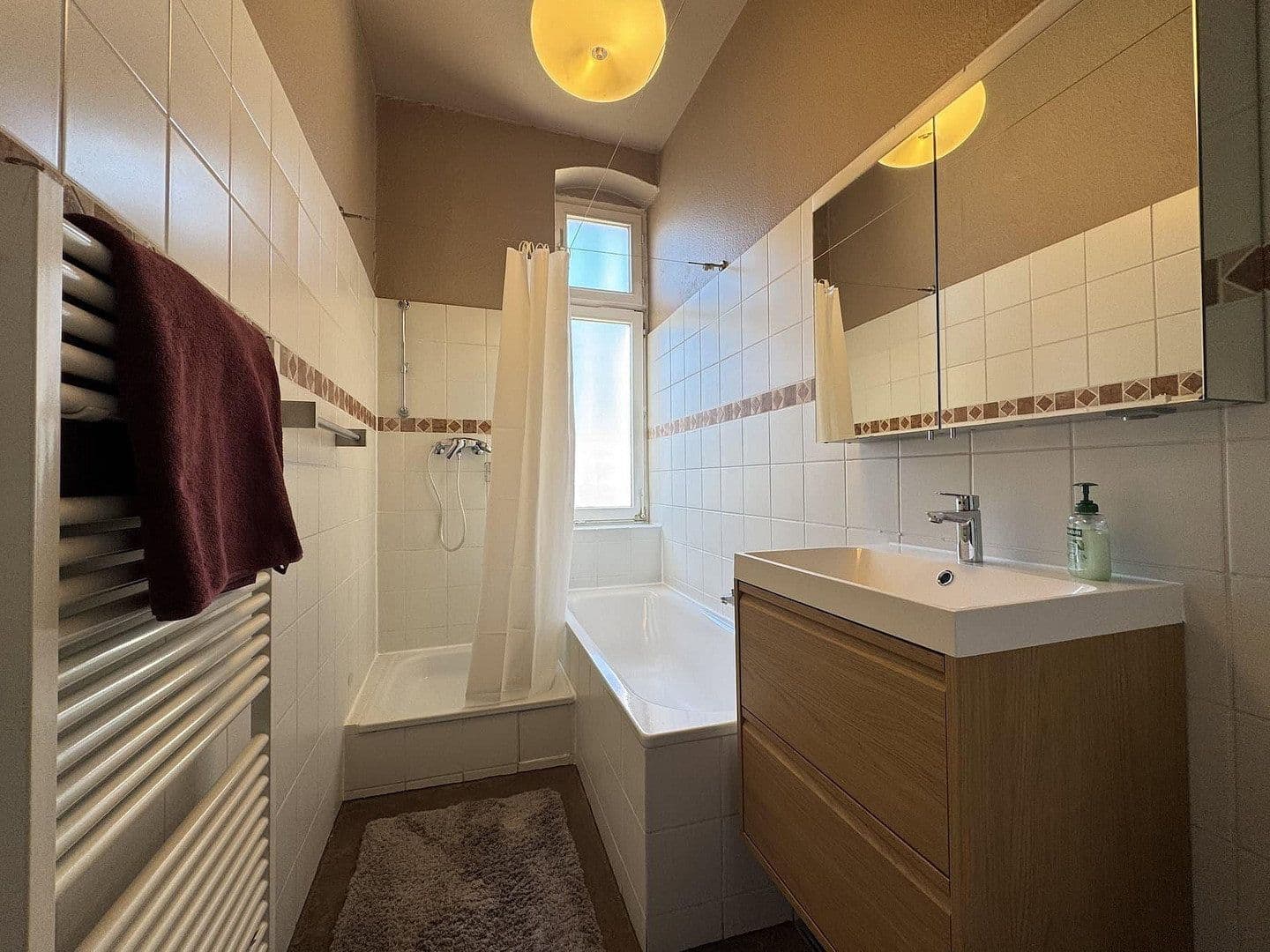 Prodej bytu 5+1 150 m², Berlin, Berlín Prodej bytu 5+1 150 m², Berlin, Berlín