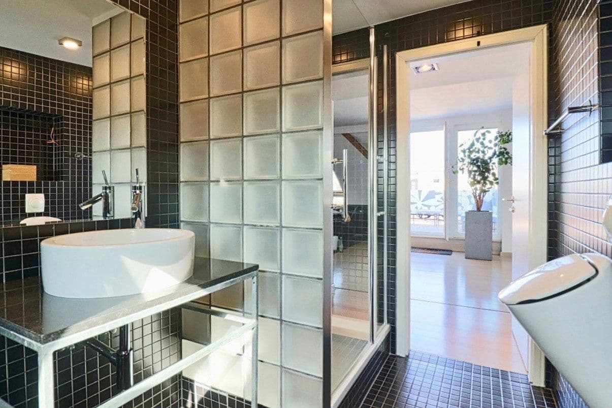 Prodej bytu 5+1 150 m², Berlin, Berlín Prodej bytu 5+1 150 m², Berlin, Berlín