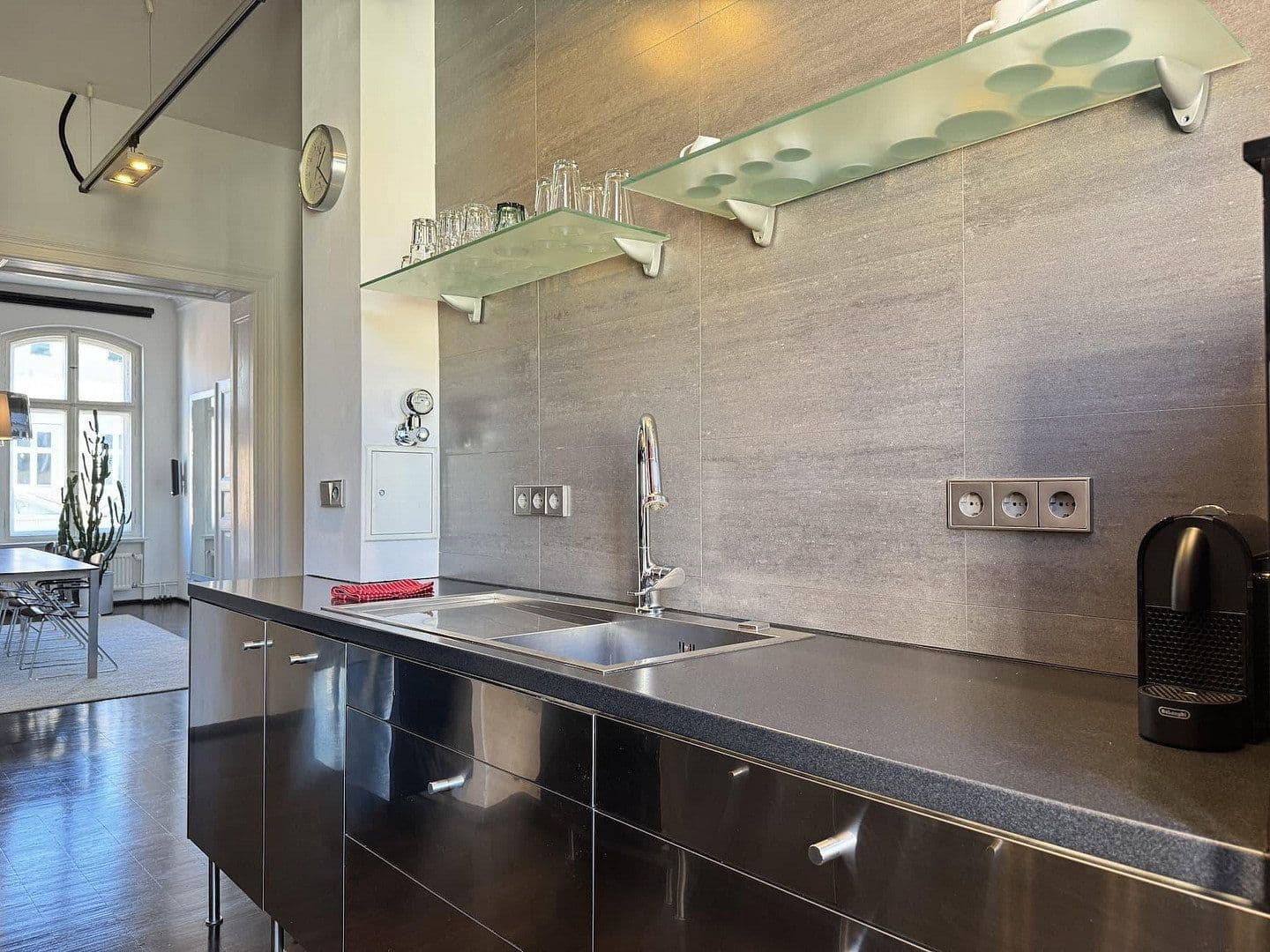 Prodej bytu 5+1 150 m², Berlin, Berlín Prodej bytu 5+1 150 m², Berlin, Berlín