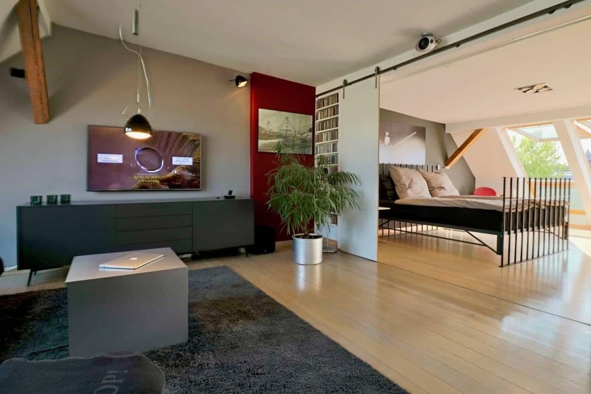 Prodej bytu 5+1 150 m², Berlin, Berlín Prodej bytu 5+1 150 m², Berlin, Berlín