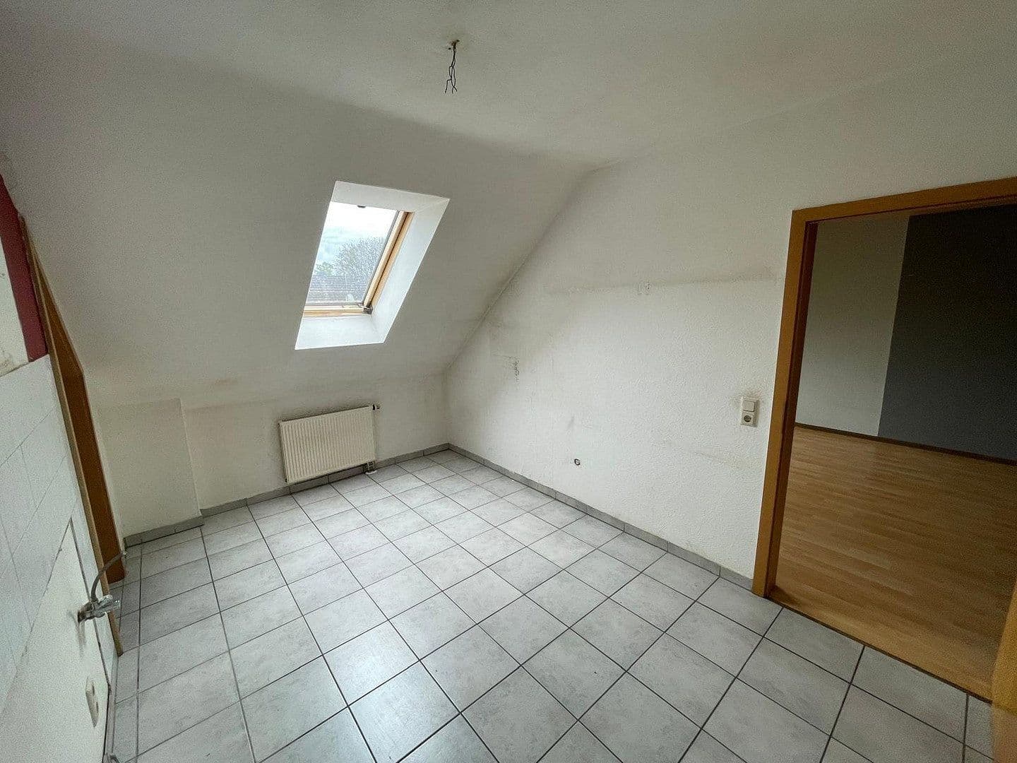 Pronájem bytu 3+1 74 m², Siegener Straße 5a, Reichshof, Severní Porýní-Vestfálsko Pronájem bytu 3+1 74 m², Siegener Straße 5a, Reichshof, Severní Porýní-Vestfálsko