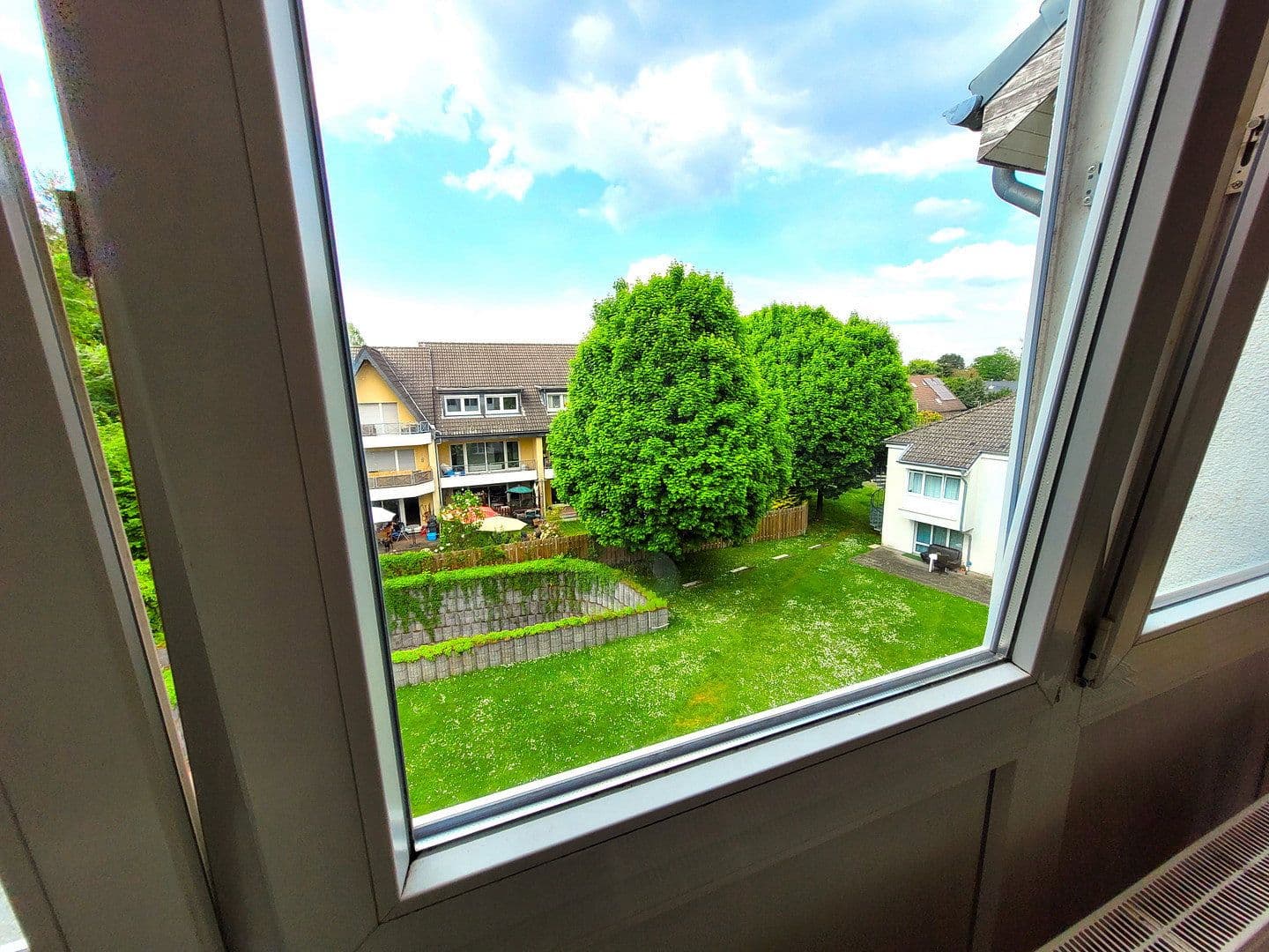 Pronájem bytu 1+1 25 m², Hürth, Severní Porýní-Vestfálsko Pronájem bytu 1+1 25 m², Hürth, Severní Porýní-Vestfálsko