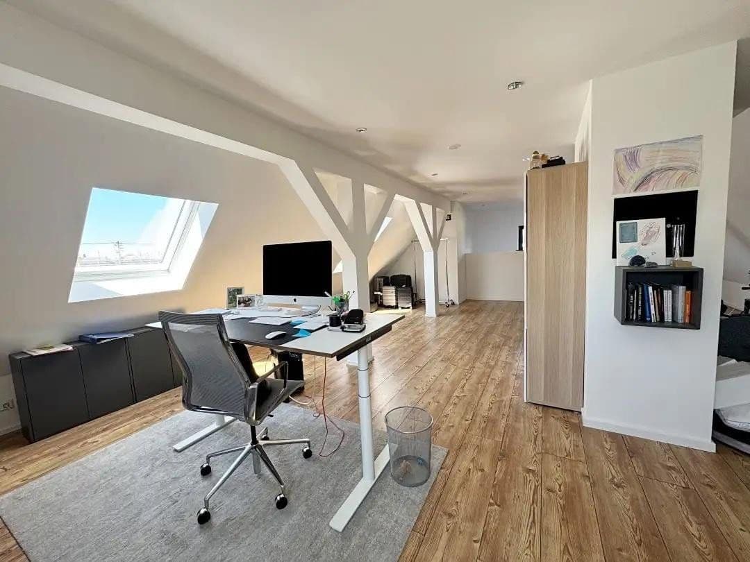 Prodej domu 460 m², pozemek 447 m², Karlsruhe, Bádensko-Württembersko Prodej domu 460 m², pozemek 447 m², Karlsruhe, Bádensko-Württembersko