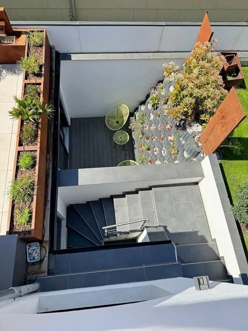 Prodej domu 460 m², pozemek 447 m², Karlsruhe, Bádensko-Württembersko Prodej domu 460 m², pozemek 447 m², Karlsruhe, Bádensko-Württembersko