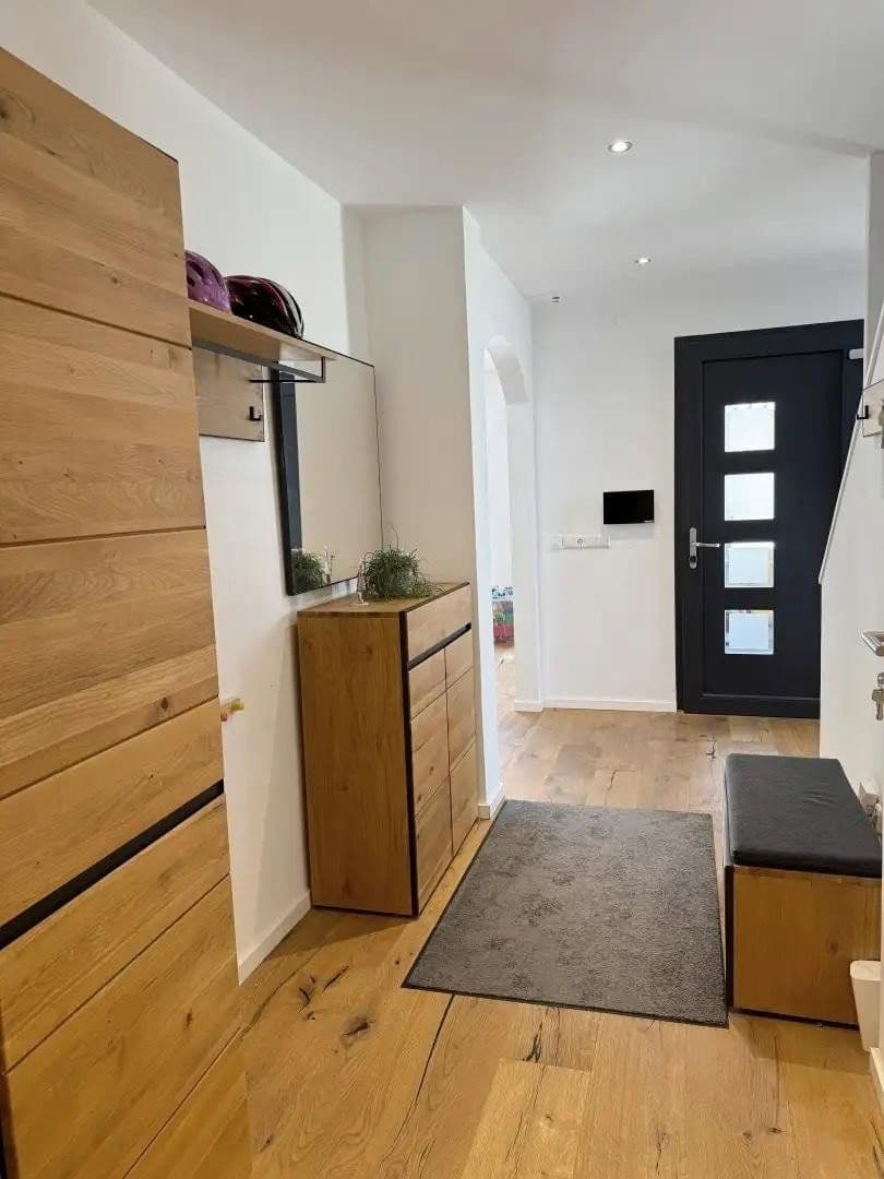 Prodej domu 460 m², pozemek 447 m², Karlsruhe, Bádensko-Württembersko Prodej domu 460 m², pozemek 447 m², Karlsruhe, Bádensko-Württembersko