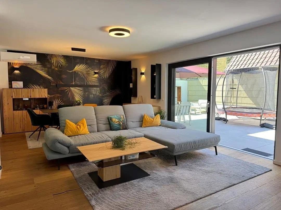 Prodej domu 460 m², pozemek 447 m², Karlsruhe, Bádensko-Württembersko Prodej domu 460 m², pozemek 447 m², Karlsruhe, Bádensko-Württembersko