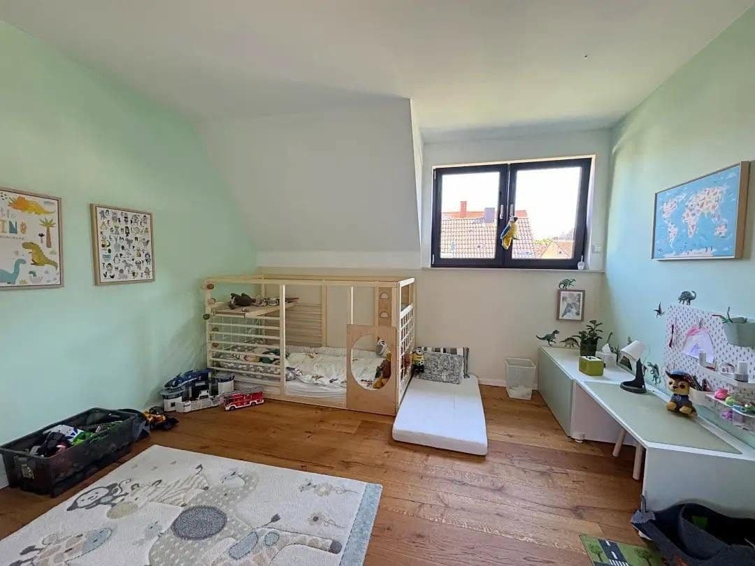 Prodej domu 460 m², pozemek 447 m², Karlsruhe, Bádensko-Württembersko Prodej domu 460 m², pozemek 447 m², Karlsruhe, Bádensko-Württembersko