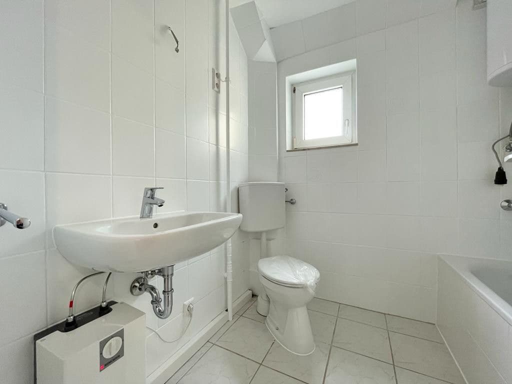 Pronájem bytu 3+1 65 m², Makenhofstraße 4, Marbach am Neckar, Bádensko-Württembersko Pronájem bytu 3+1 65 m², Makenhofstraße 4, Marbach am Neckar, Bádensko-Württembersko
