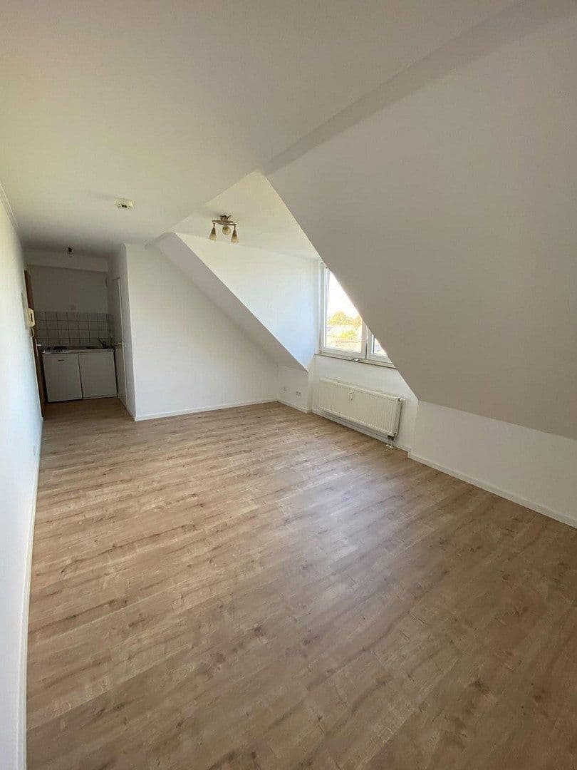 Pronájem bytu 1+1 21 m², Bublitzer Str. 17, Düsseldorf, Severní Porýní-Vestfálsko Pronájem bytu 1+1 21 m², Bublitzer Str. 17, Düsseldorf, Severní Porýní-Vestfálsko