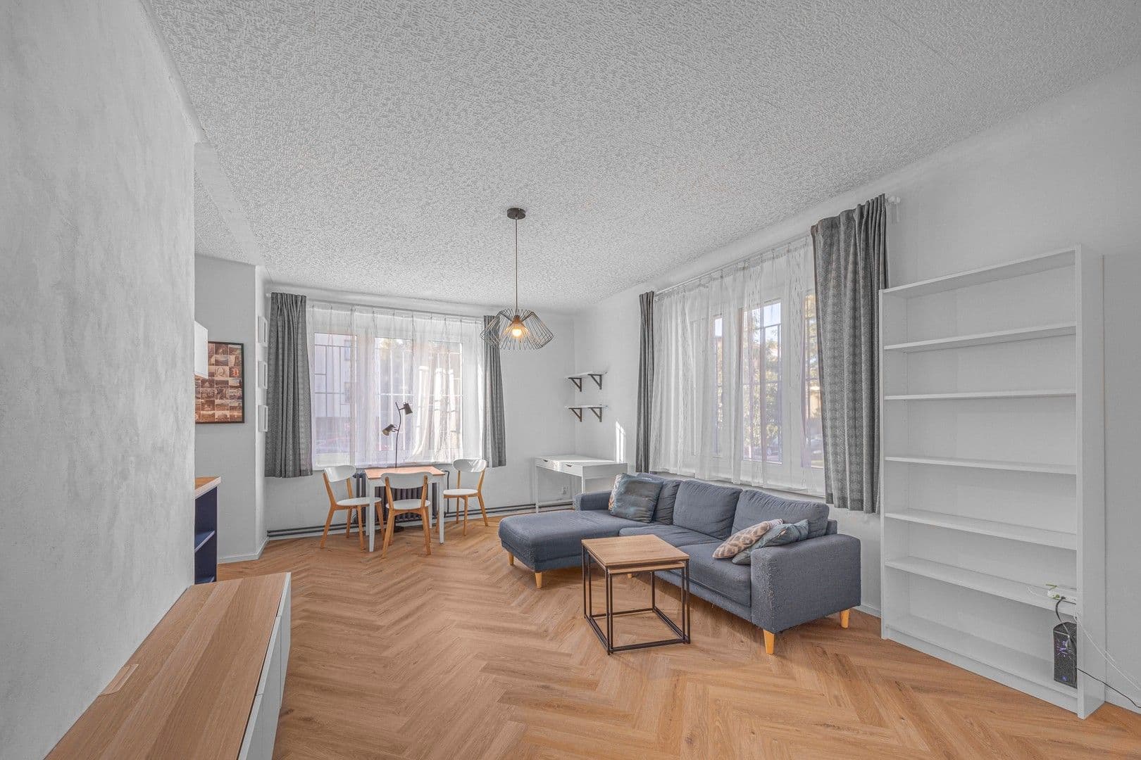 Pronájem bytu 2+kk 53 m², Hořanská, Praha, Praha Pronájem bytu 2+kk 53 m², Hořanská, Praha, Praha