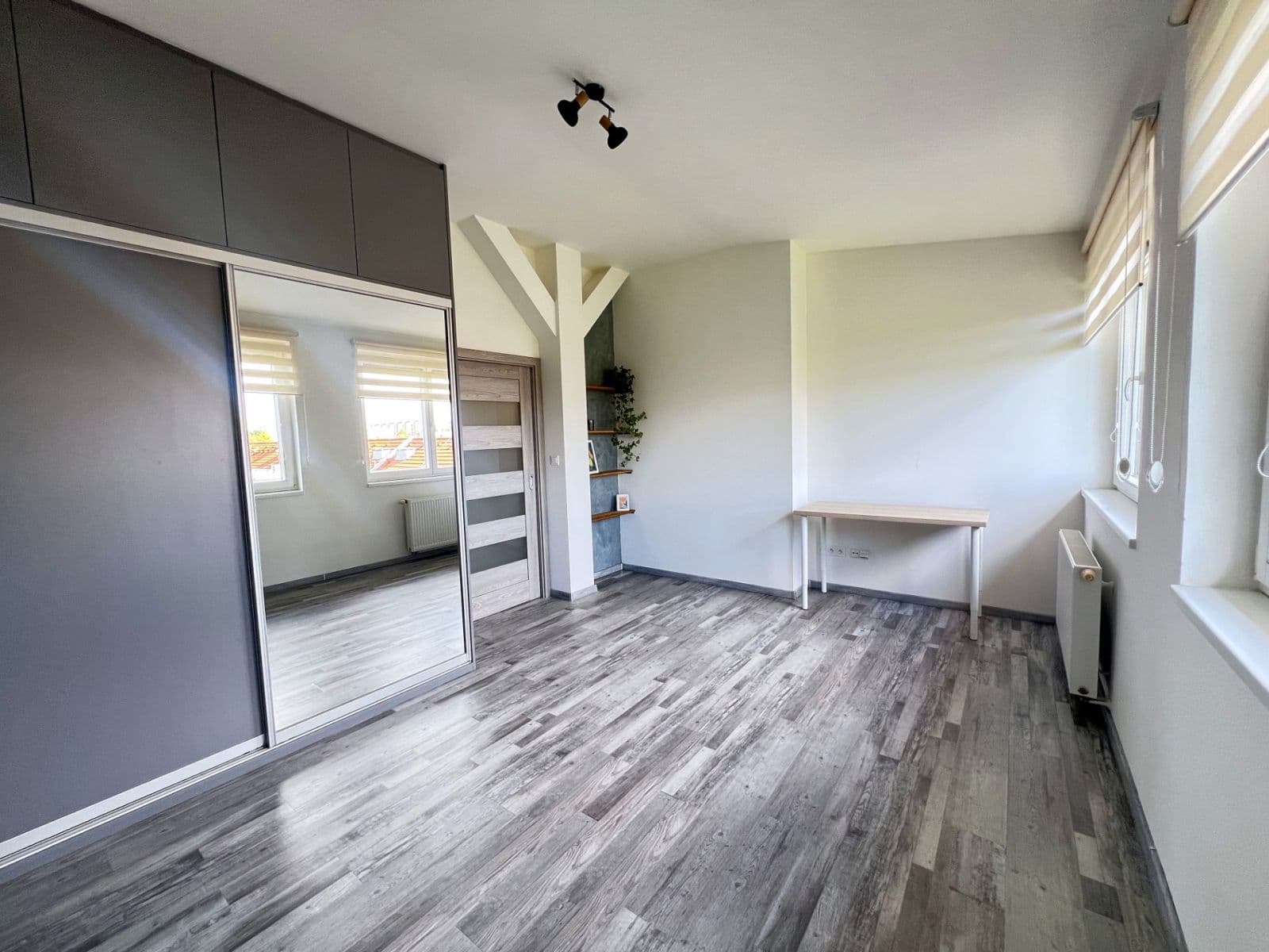 Prodej bytu 2+kk 58 m², Černokostelecká, Praha, Praha Prodej bytu 2+kk 58 m², Černokostelecká, Praha, Praha
