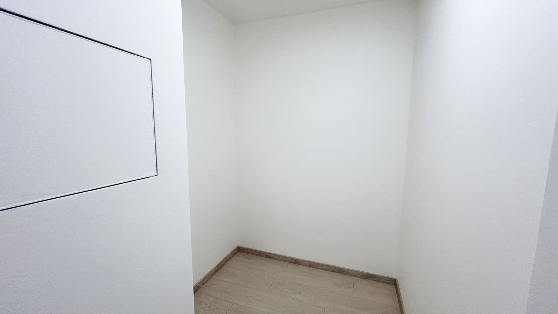Pronájem bytu 2+kk 85 m², Cihlářská, Hostivice, Středočeský kraj Pronájem bytu 2+kk 85 m², Cihlářská, Hostivice, Středočeský kraj