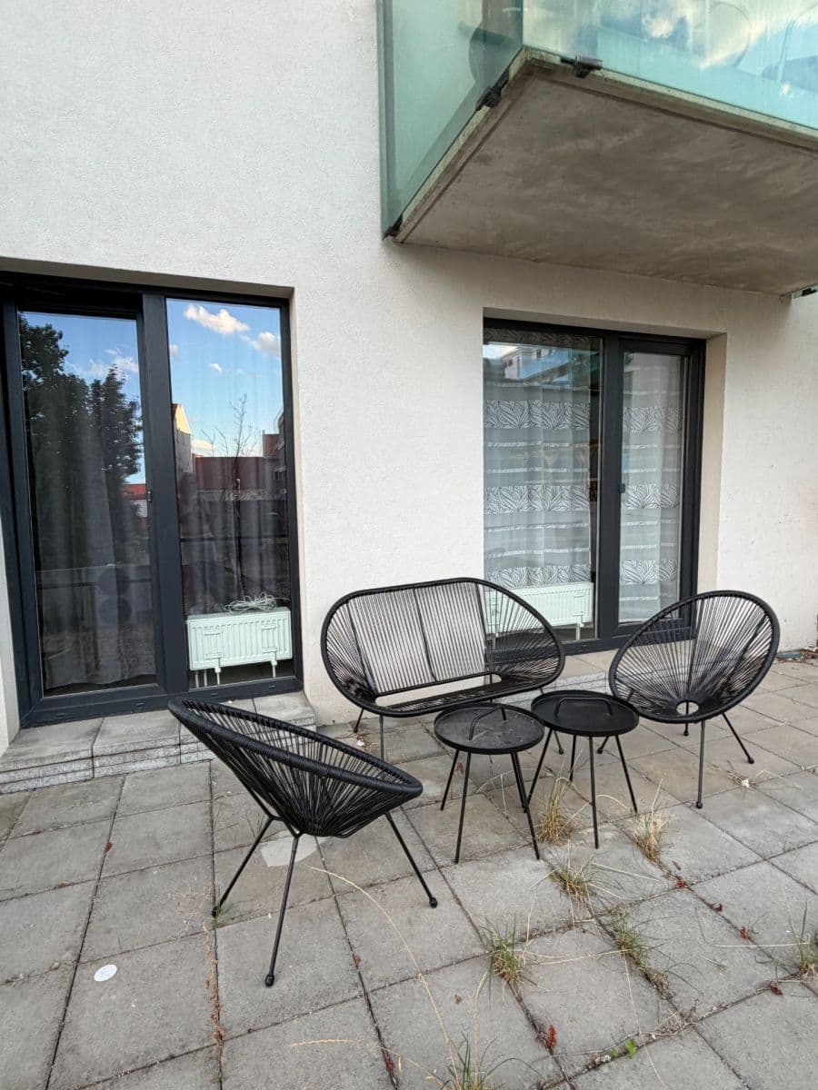 Pronájem bytu 2+kk 43 m², Poděbradova, Plzeň, Plzeňský kraj Pronájem bytu 2+kk 43 m², Poděbradova, Plzeň, Plzeňský kraj