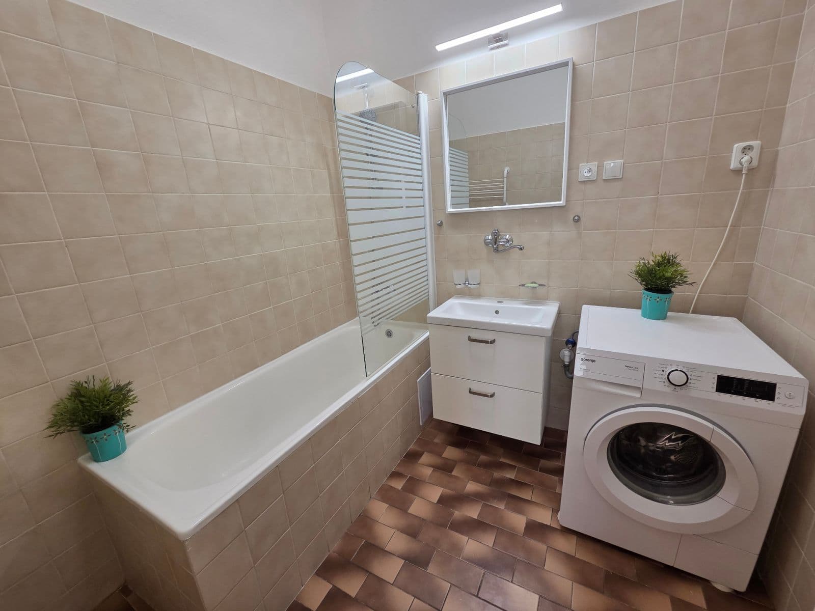 Pronájem bytu 3+1 85 m², Praha, Praha Pronájem bytu 3+1 85 m², Praha, Praha