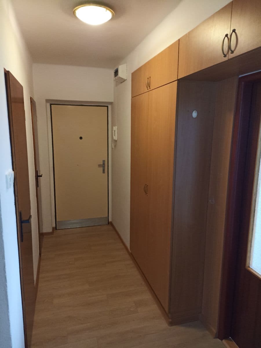 Pronájem bytu 3+1 65 m², Roháčova, Dvůr Králové nad Labem, Královéhradecký kraj Pronájem bytu 3+1 65 m², Roháčova, Dvůr Králové nad Labem, Královéhradecký kraj