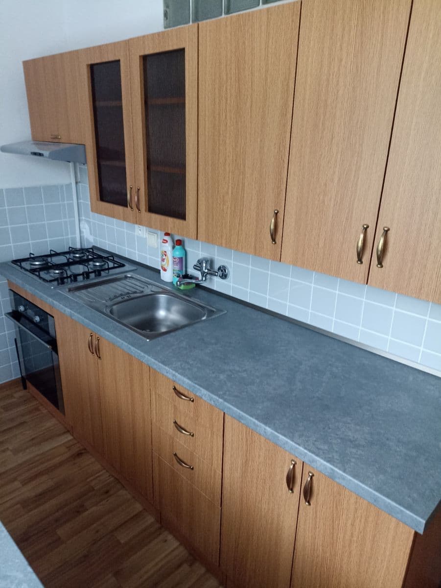 Pronájem bytu 3+1 65 m², Roháčova, Dvůr Králové nad Labem, Královéhradecký kraj Pronájem bytu 3+1 65 m², Roháčova, Dvůr Králové nad Labem, Královéhradecký kraj