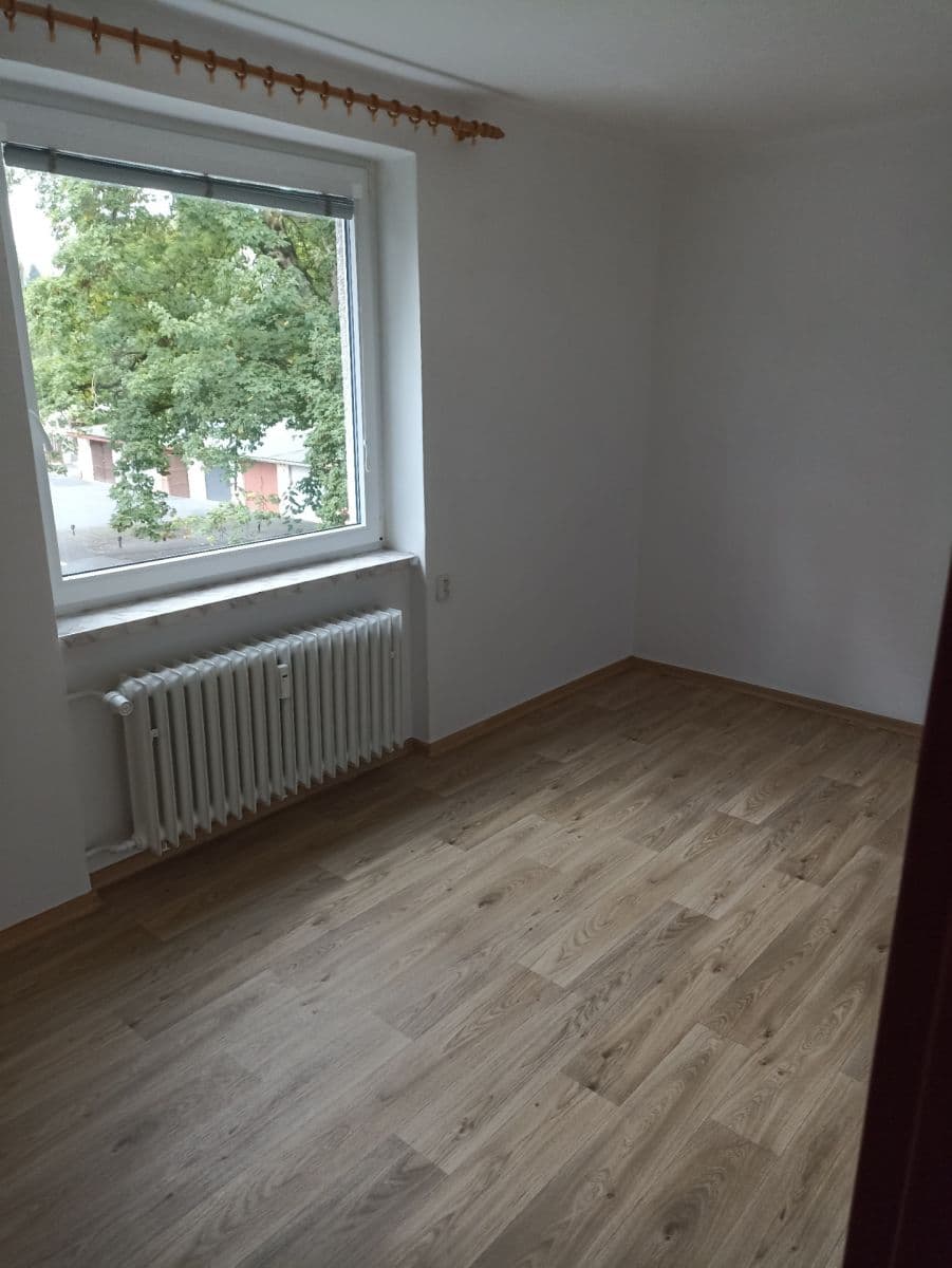 Pronájem bytu 3+1 65 m², Roháčova, Dvůr Králové nad Labem, Královéhradecký kraj Pronájem bytu 3+1 65 m², Roháčova, Dvůr Králové nad Labem, Královéhradecký kraj
