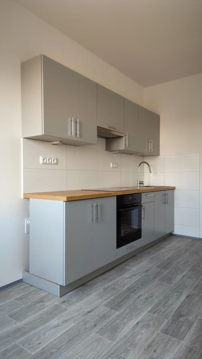 Pronájem bytu 1+1 45 m², Na Kopečku, Praha, Praha Pronájem bytu 1+1 45 m², Na Kopečku, Praha, Praha