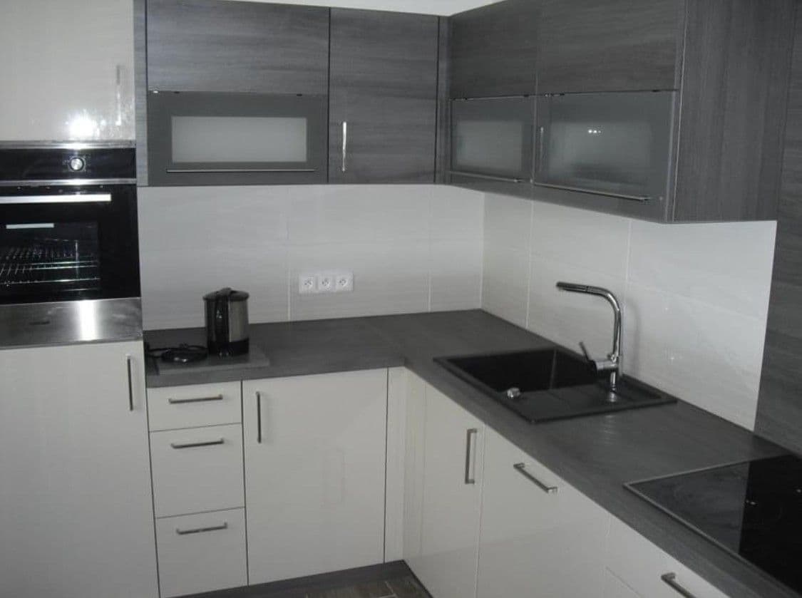Pronájem bytu 2+1 62 m², Dukelská, Zlín, Zlínský kraj Pronájem bytu 2+1 62 m², Dukelská, Zlín, Zlínský kraj