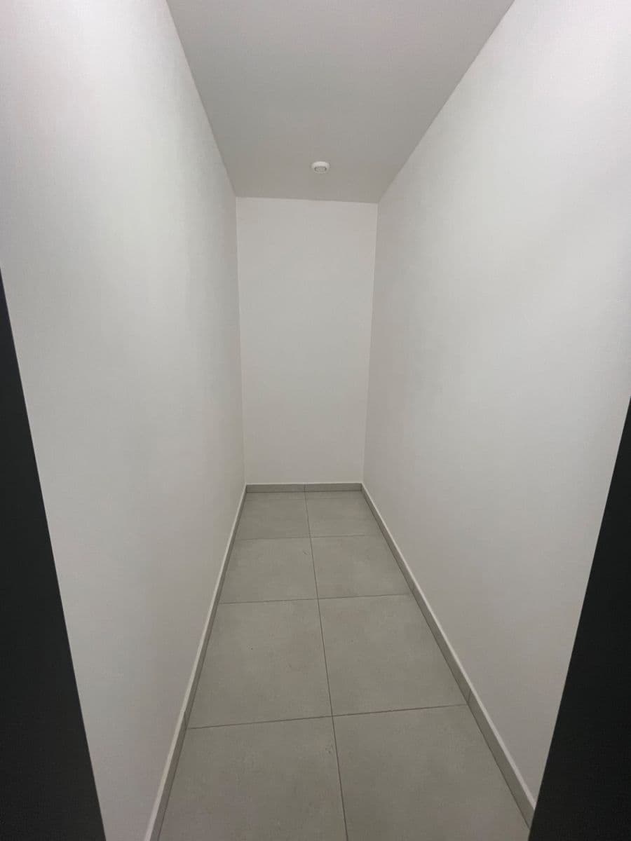 Pronájem bytu 1+kk 44 m², Gočárova třída, Hradec Králové, Královéhradecký kraj Pronájem bytu 1+kk 44 m², Gočárova třída, Hradec Králové, Královéhradecký kraj