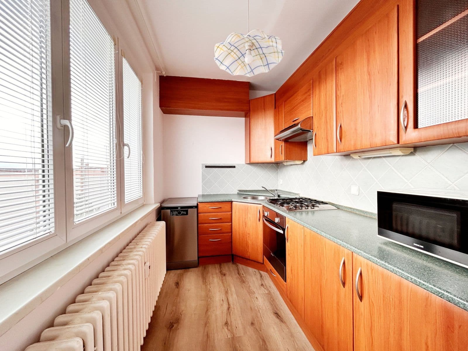 Pronájem bytu 2+1 69 m², Zd. Štěpánka, Rakovník, Středočeský kraj Pronájem bytu 2+1 69 m², Zd. Štěpánka, Rakovník, Středočeský kraj