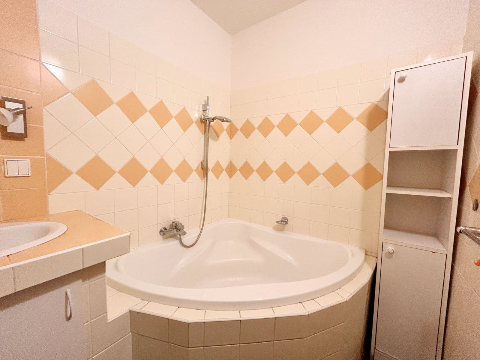 Pronájem bytu 2+1 69 m², Zd. Štěpánka, Rakovník, Středočeský kraj Pronájem bytu 2+1 69 m², Zd. Štěpánka, Rakovník, Středočeský kraj
