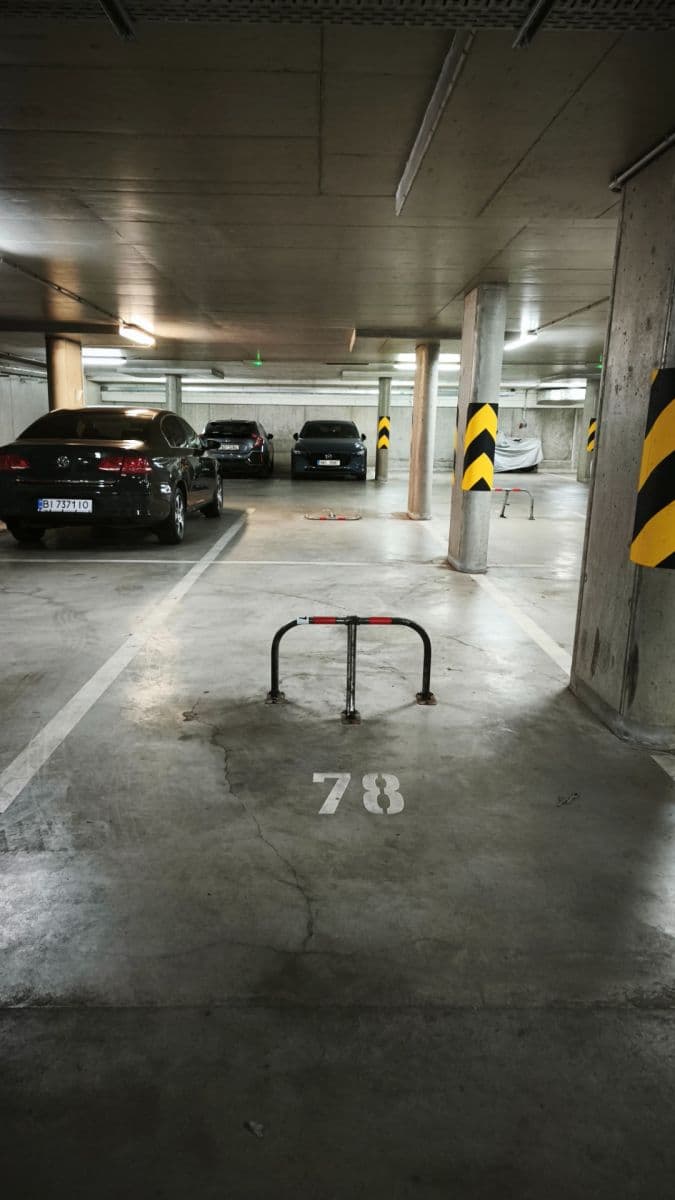 Prodej garáže 13 m², Olgy Havlové, Praha, Praha Prodej garáže 13 m², Olgy Havlové, Praha, Praha