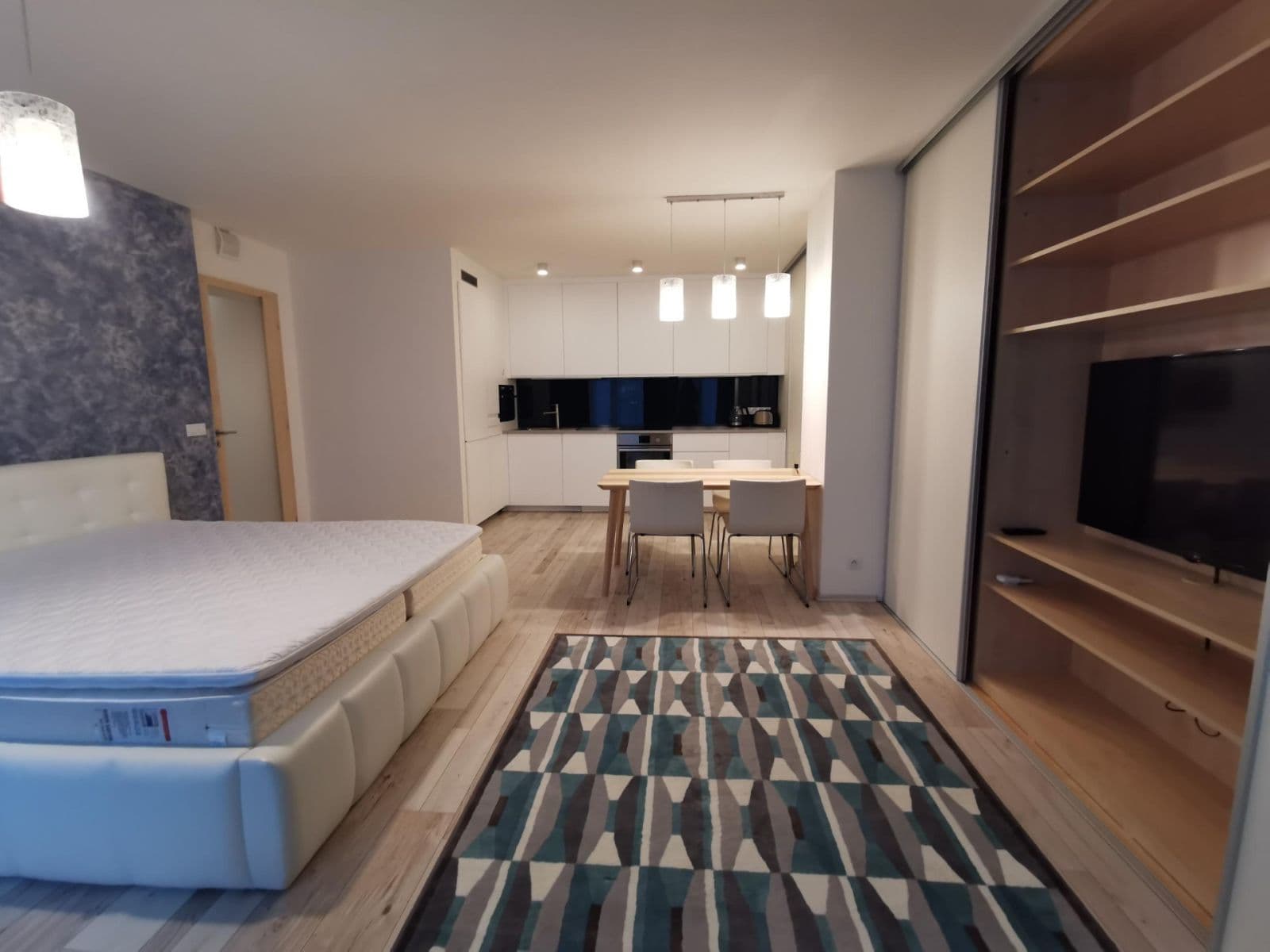 Pronájem bytu 1+kk 50 m², Petržílkova, Praha, Praha Pronájem bytu 1+kk 50 m², Petržílkova, Praha, Praha
