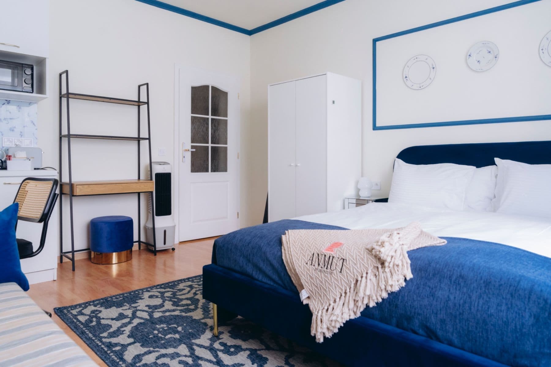 Pronájem bytu 1+kk 25 m², Bulharská, Karlovy Vary, Karlovarský kraj Pronájem bytu 1+kk 25 m², Bulharská, Karlovy Vary, Karlovarský kraj