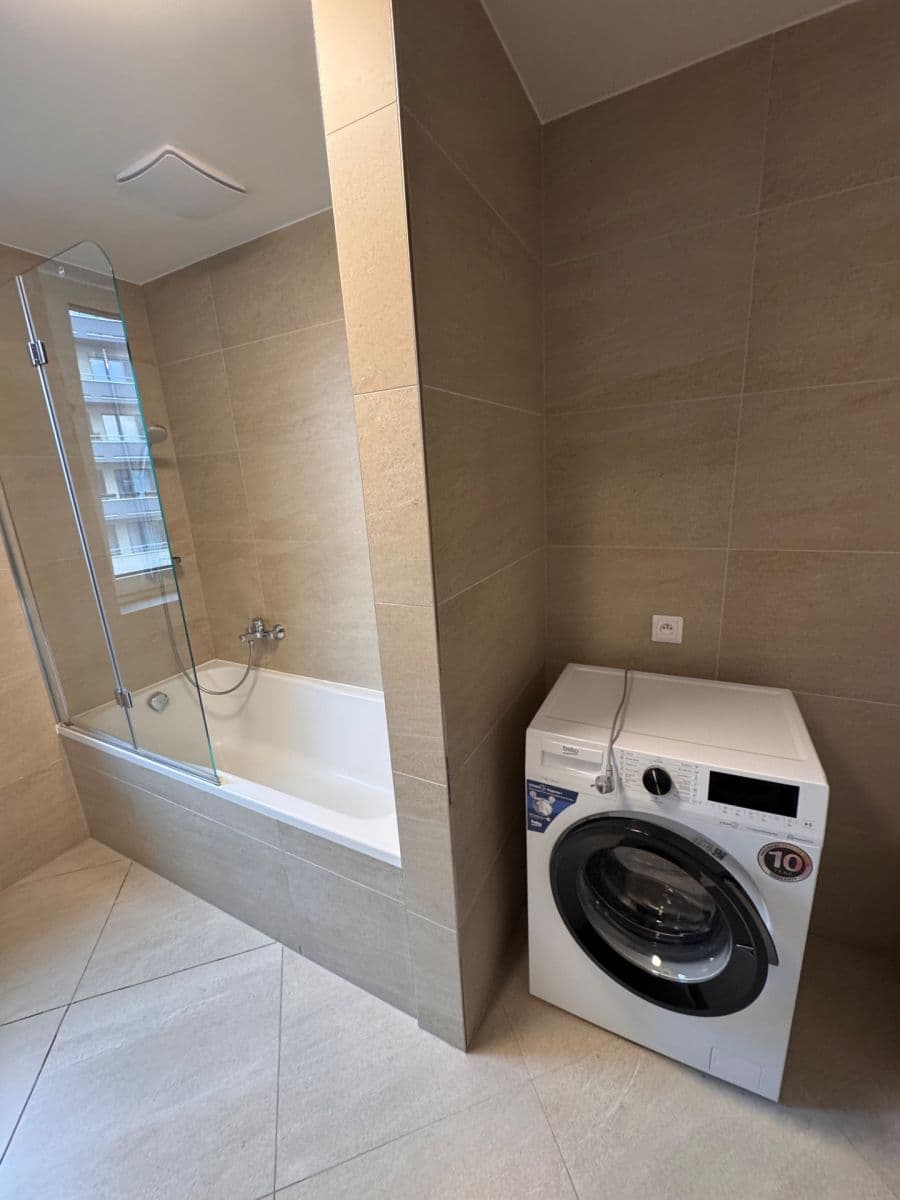 Pronájem bytu 3+kk 90 m², Pod Chodovem, Praha, Praha Pronájem bytu 3+kk 90 m², Pod Chodovem, Praha, Praha