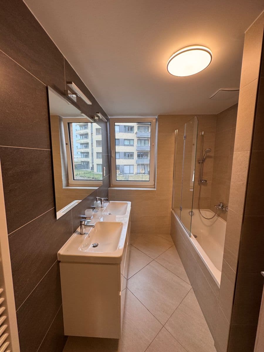 Pronájem bytu 3+kk 90 m², Pod Chodovem, Praha, Praha Pronájem bytu 3+kk 90 m², Pod Chodovem, Praha, Praha