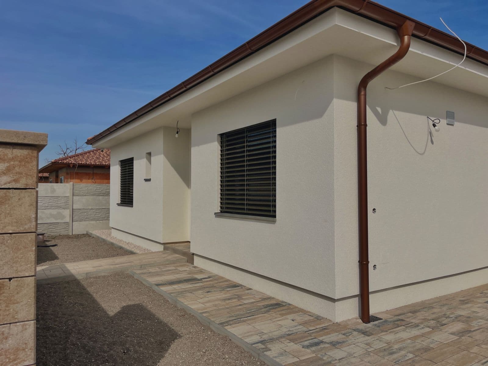 Prodej domu 105 m², pozemek 535 m², Hlavná, Šamorín, Trnavský kraj Prodej domu 105 m², pozemek 535 m², Hlavná, Šamorín, Trnavský kraj