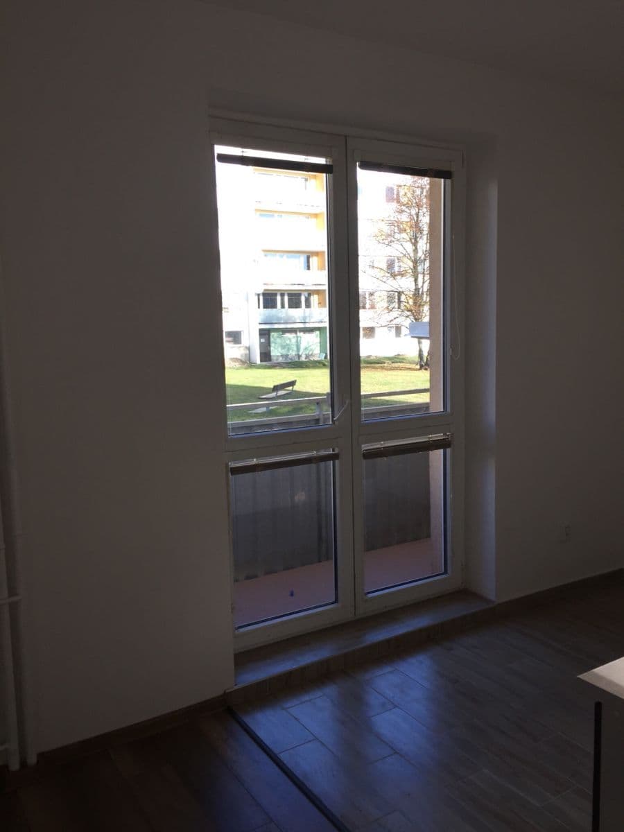 Prodej bytu 1+kk 33 m², Josefa Čapka, Kladno, Středočeský kraj Prodej bytu 1+kk 33 m², Josefa Čapka, Kladno, Středočeský kraj