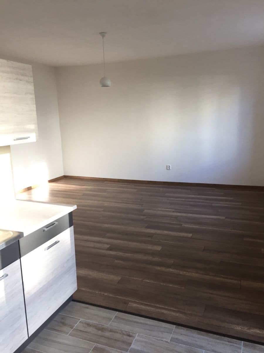 Prodej bytu 1+kk 33 m², Josefa Čapka, Kladno, Středočeský kraj Prodej bytu 1+kk 33 m², Josefa Čapka, Kladno, Středočeský kraj