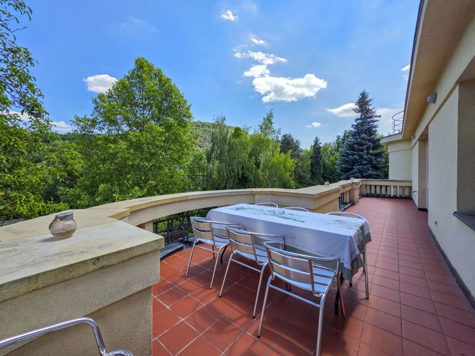 Pronájem bytu 3+1 123 m², Šůrova, Praha, Praha Pronájem bytu 3+1 123 m², Šůrova, Praha, Praha