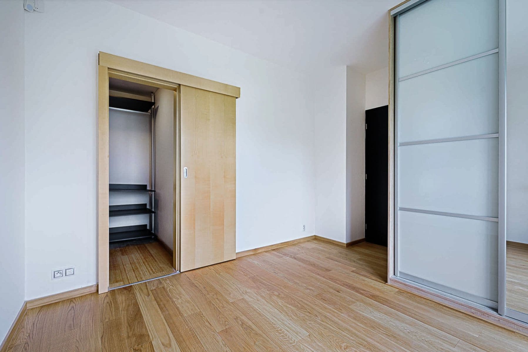 Pronájem bytu 2+kk 52 m², Kozinovo náměstí, Praha, Praha Pronájem bytu 2+kk 52 m², Kozinovo náměstí, Praha, Praha