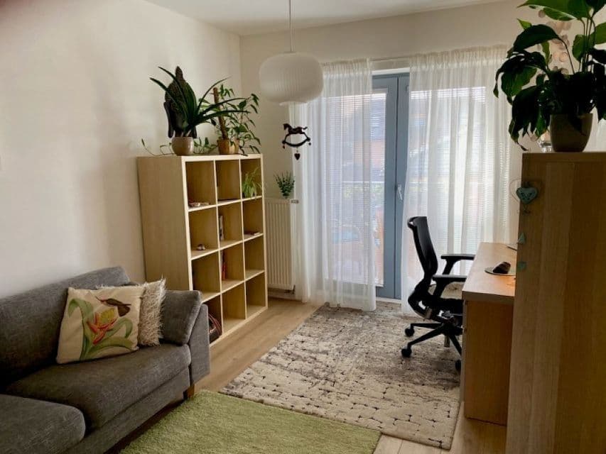 Pronájem domu 108 m², pozemek 79 m², Na Kopci, Mukařov, Středočeský kraj Pronájem domu 108 m², pozemek 79 m², Na Kopci, Mukařov, Středočeský kraj