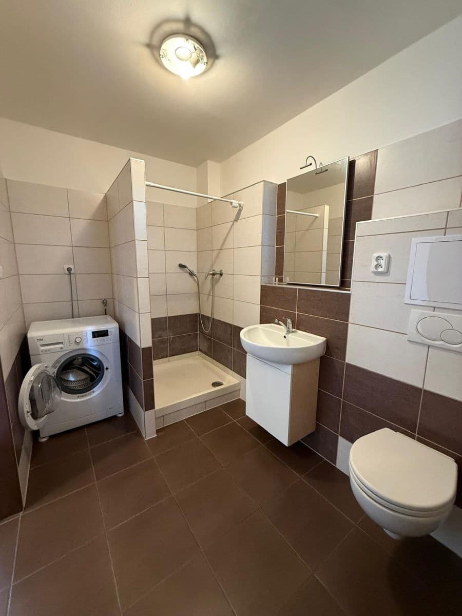 Pronájem bytu 1+kk 26 m², Svitavská, Brno, Jihomoravský kraj Pronájem bytu 1+kk 26 m², Svitavská, Brno, Jihomoravský kraj