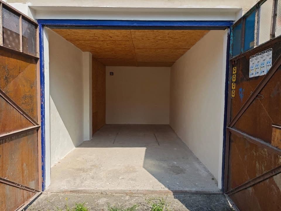 Prodej garáže 6 m², K Sídlišti, Praha, Praha Prodej garáže 6 m², K Sídlišti, Praha, Praha