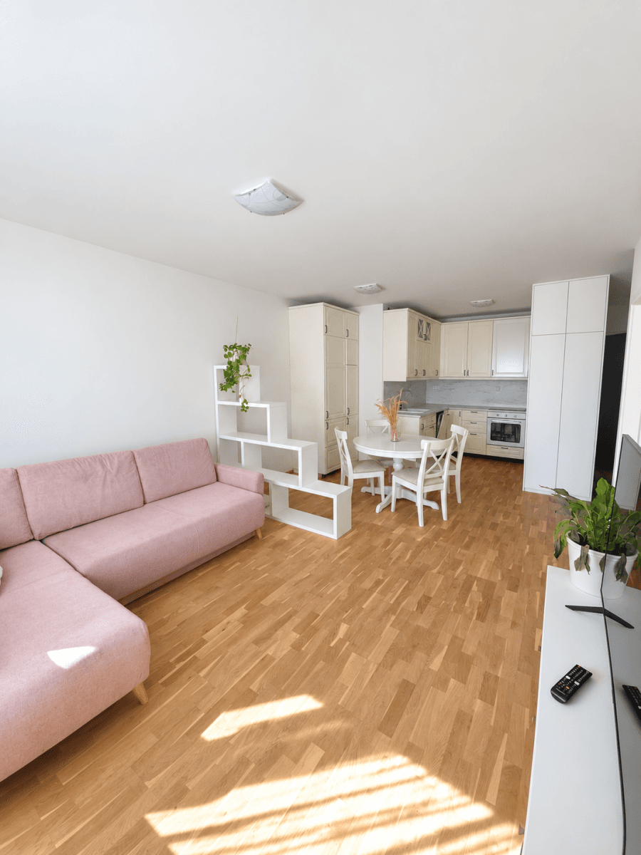 Prodej bytu 2+1 50 m², Ota Holúska, Záhorská Bystrica, Bratislavský kraj Prodej bytu 2+1 50 m², Ota Holúska, Záhorská Bystrica, Bratislavský kraj